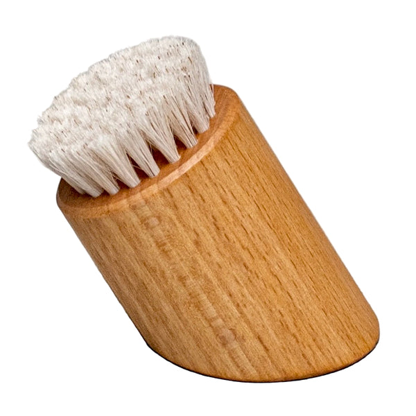 Facial Dry Brush